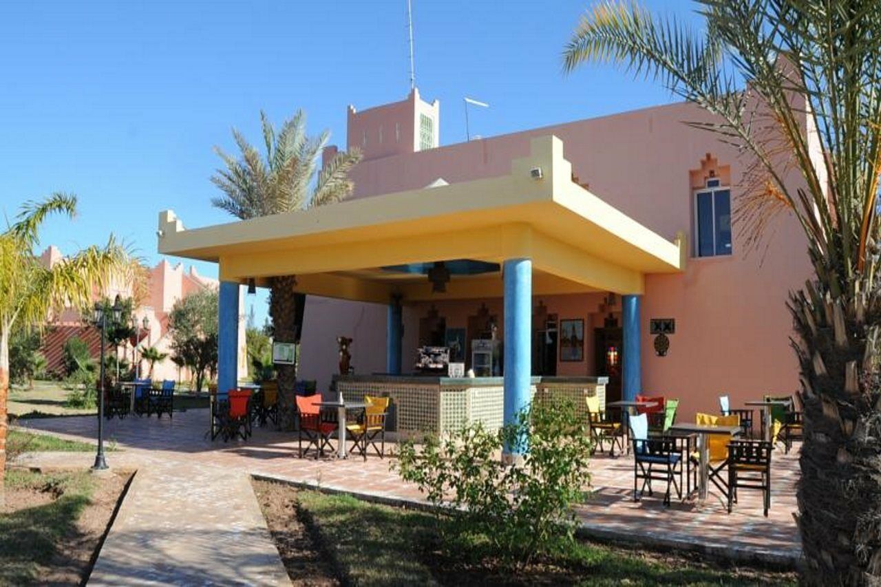Les Riads De Jouvence Ouled Moumen Exteriör bild